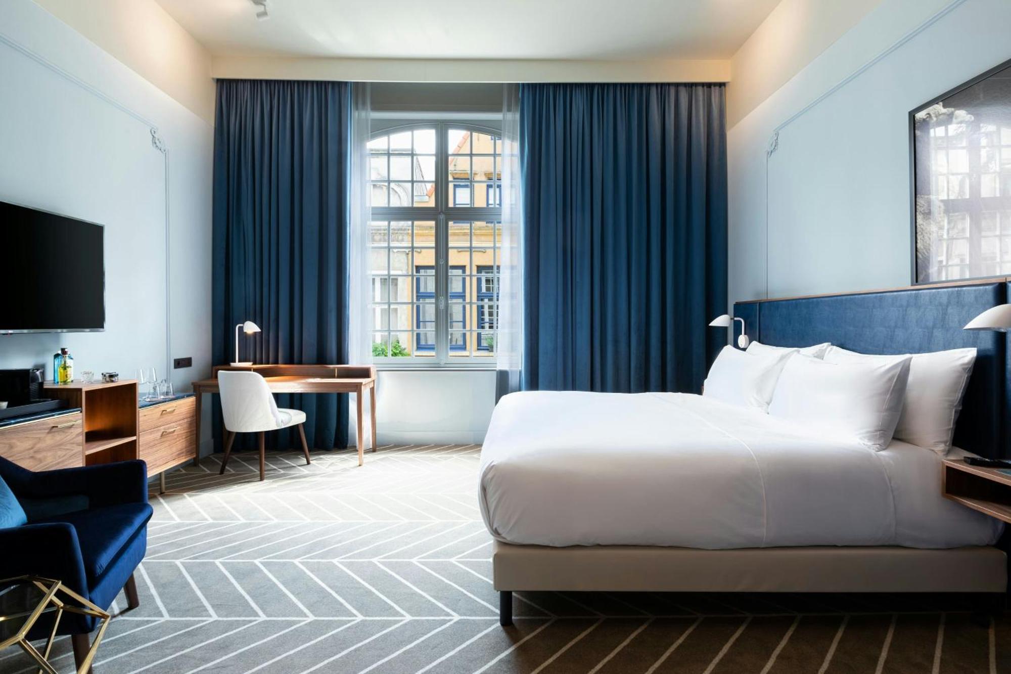 Sapphire House Antwerp, Autograph Collection Hotel Eksteriør billede A guest room at the Hotel Commonwealth